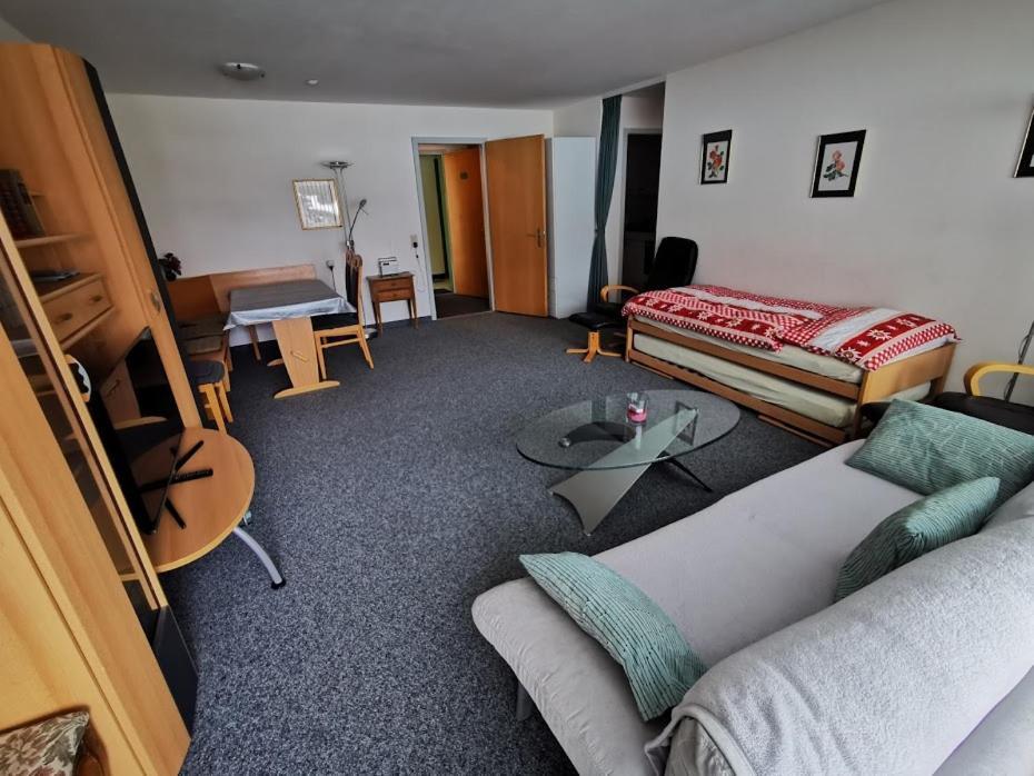 לויקרבאד Apartments Haus Quelle מראה חיצוני תמונה