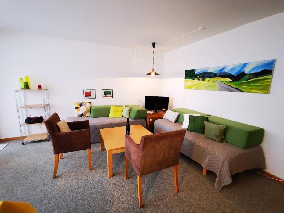 לויקרבאד Apartments Haus Quelle מראה חיצוני תמונה